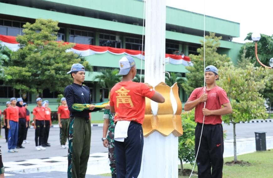Semangat 45 Pelajar Kartika, Kibarkan Merah Putih di HUT ke-80 RI