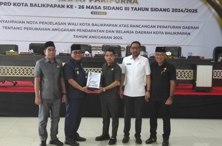 Pemkot Balikpapan Sampaikan Nota Keuangan Perubahan APBD 2025, Ada Defisit Rp43,69 Miliar