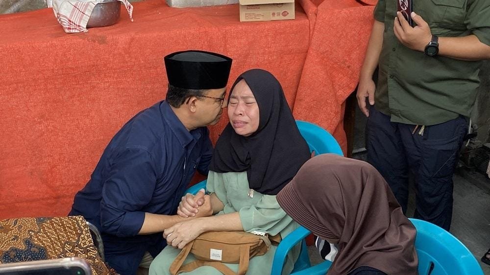 WhatsApp Image 2025 08 29 at 16.38.55 Anies Baswedan Melayat ke Rumah Duka Affan Kurniawan dan Ikut Salat Jenazah PROKALTIM