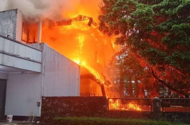 1000891241 default Rumah Aset MPR RI di Bandung Dibakar Demonstran, Wali Kota Bandung: Ada Museumnya PROKALTIM