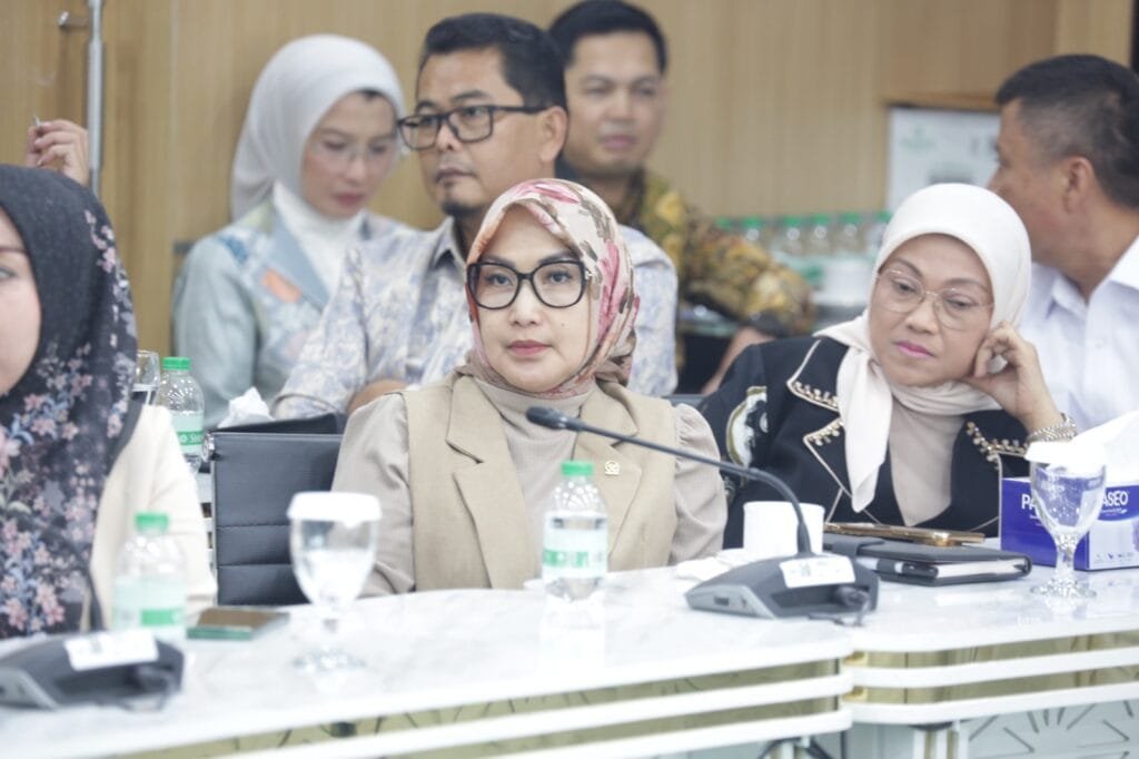 BBM Langka DPR Desak Pemerintah Perbaiki Distribusi BBM Langka, DPR Desak Pemerintah Perbaiki Distribusi PROKALTIM