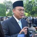 Dilantik Jadi Kepala Badan Komunikasi Pemerintah, DPR Minta Angga Raka Mundur dari Wamen Komdigi