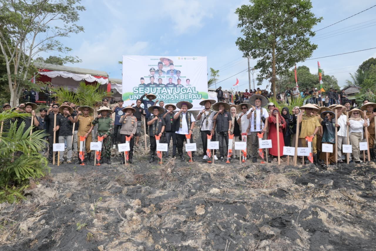 Dukung Swasembada Pangan Prabowo, Pemuda Tani Tanam Sejuta Tugal Padi Gogo di Berau - Kaltim PROKALTIM 1 Dukung Swasembada Pangan Prabowo Pemuda Tani Tanam Sejuta Tugal Padi Gogo di Berau Kaltim Dukung Swasembada Pangan Prabowo, Pemuda Tani Tanam Sejuta Tugal Padi Gogo di Berau - Kaltim PROKALTIM