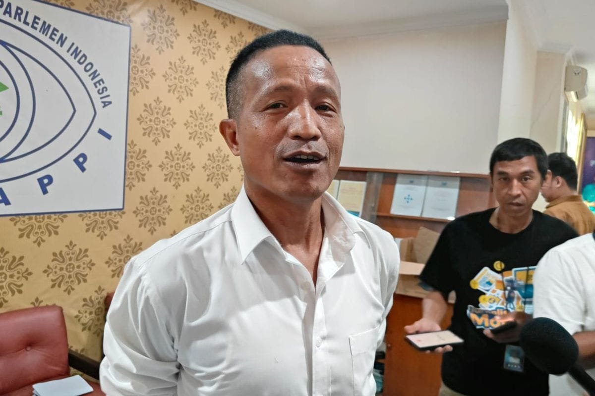 Formappi Anggota DPR RI Punya Kelemahan Serius soal Komunikasi Formappi: Anggota DPR RI Punya Kelemahan Serius soal Komunikasi PROKALTIM