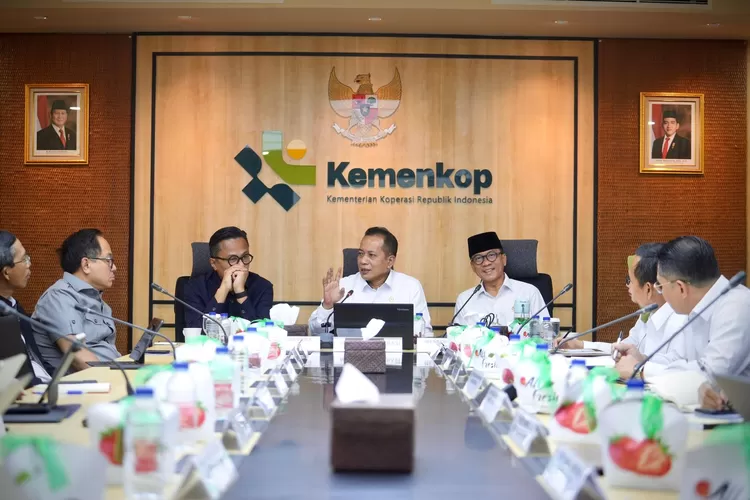 Menkop Pemerintah Mempercepat Proses Pencairan Kredit ke Kopdes Merah Putih Menkop: Pemerintah Mempercepat Proses Pencairan Kredit ke Kopdes Merah Putih PROKALTIM