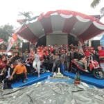 Meski Hujan Deras, Ribuan Warga Karang Rejo Tetap Antusias Ikuti Jalan Sehat