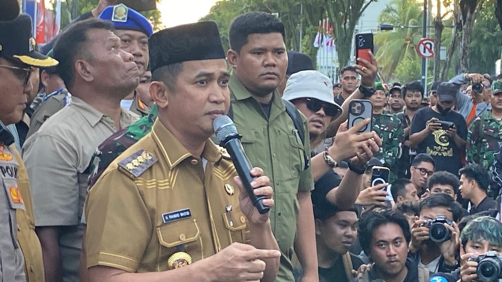 WhatsApp Image 2025 09 01 at 21.31.33 scaled Pemkot Balikpapan Pastikan Tak Ada Kenaikan PBB, Jawab Isu Mahasiswa Lewat Dialog PROKALTIM