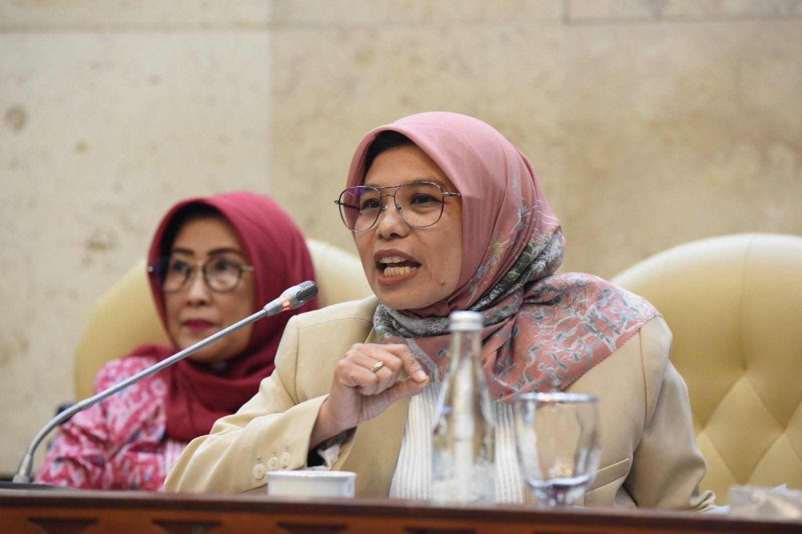 Dugaan Food Trey MBG Mengandung Minyak Babi, DPR: Harus Diusut Tuntas PROKALTIM 1 WhatsApp Image 2025 09 03 at 16.30.24 Dugaan Food Trey MBG Mengandung Minyak Babi, DPR: Harus Diusut Tuntas PROKALTIM