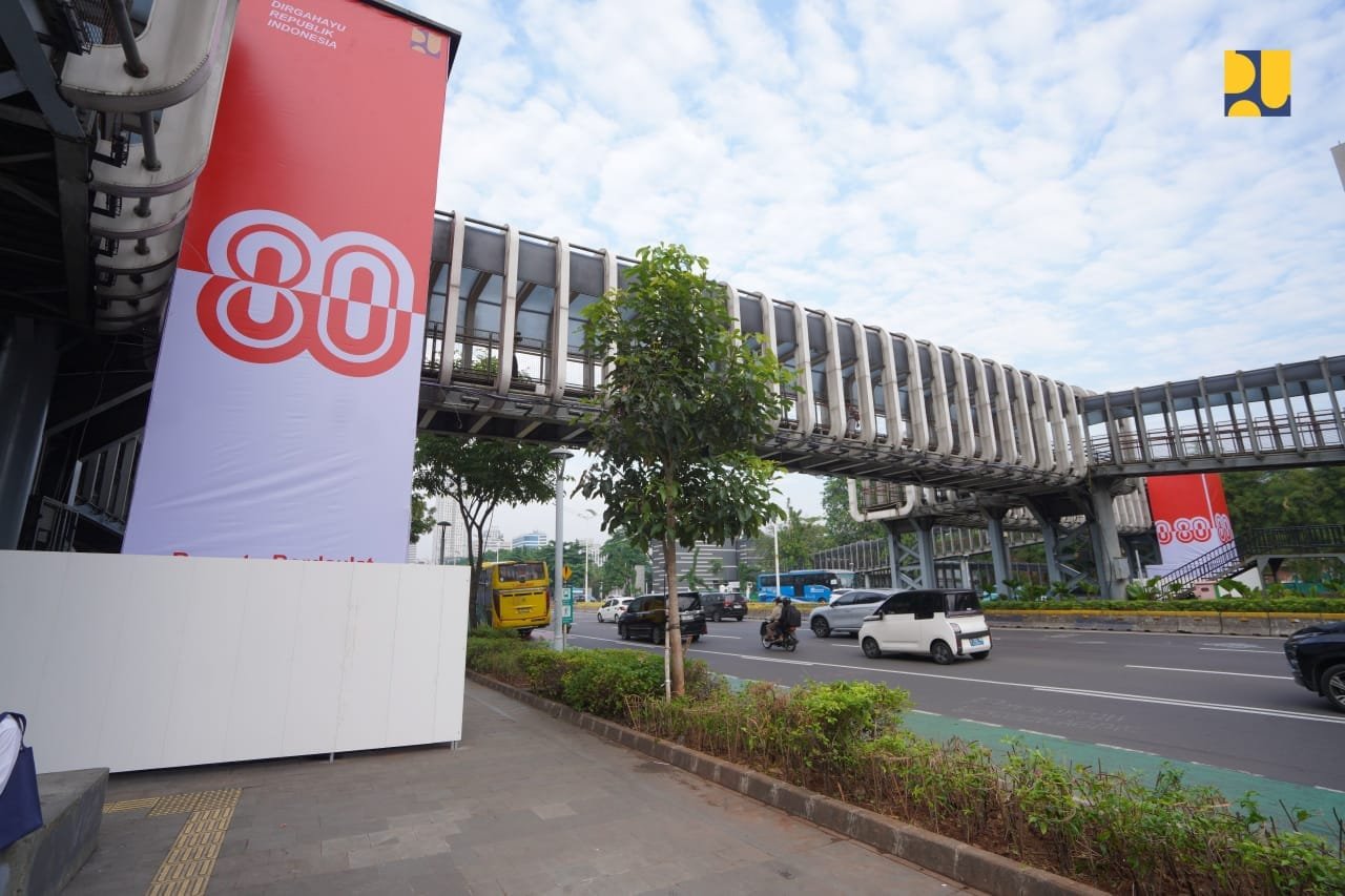dukung pemulihan layanan publik kementerian pu jpo polda metro jaya sudah bisa digunakan foto 68bef97377950 Pemulihan Layanan Publik Pasca Demo, JPO Polda Metro Jaya Sudah Bisa Digunakan PROKALTIM