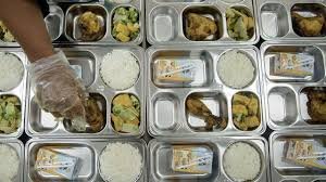 images 10 Dugaan Ompreng MBG Berbahan Minyak Babi, HNW Minta BPOM Percepat Pengujian PROKALTIM