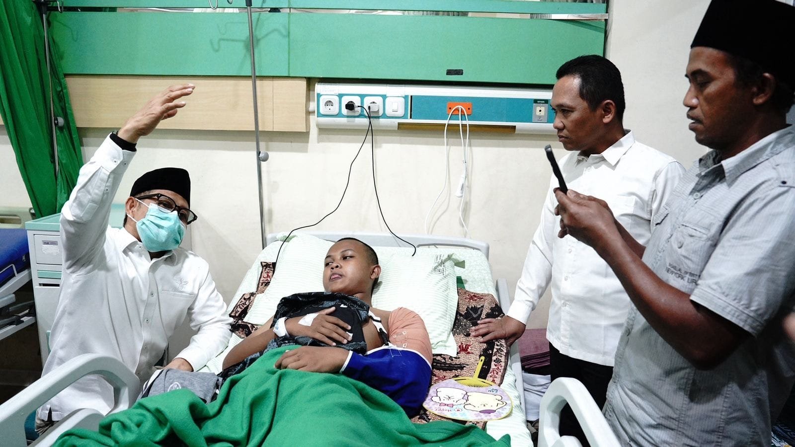 Cak Imin Dapuk Korban Musibah Pondok Al Khoziny Jadi Anak Angkat Cak Imin Dapuk Korban Musibah Pondok Al-Khoziny Jadi Anak Angkat PROKALTIM