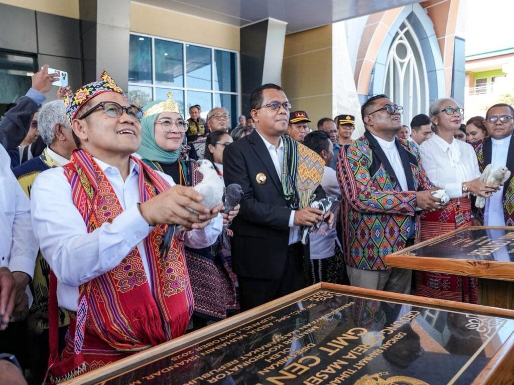 WhatsApp Image 2025 10 01 at 19.17.59 Menko PM: NTT Punya Potensi jadi Ibu Kota Ekonomi Kreatif Nasional PROKALTIM