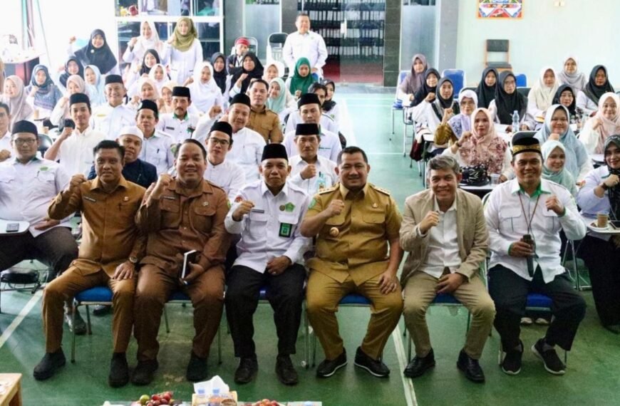 Diskusi Pendidikan, Bupati Mudyat Noor ‘Ngopi Manis’ Bersama Pengurus Madrasah