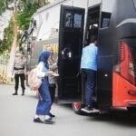Brimob Kaltim Luncurkan Bus Sekolah Gratis, Ringankan Beban Orang Tua Siswa di Balikpapan