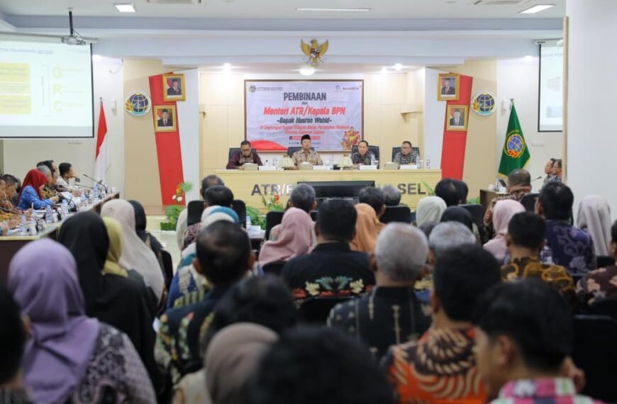 Beri Pengarahan di Kanwil BPN Provinsi&hellip;