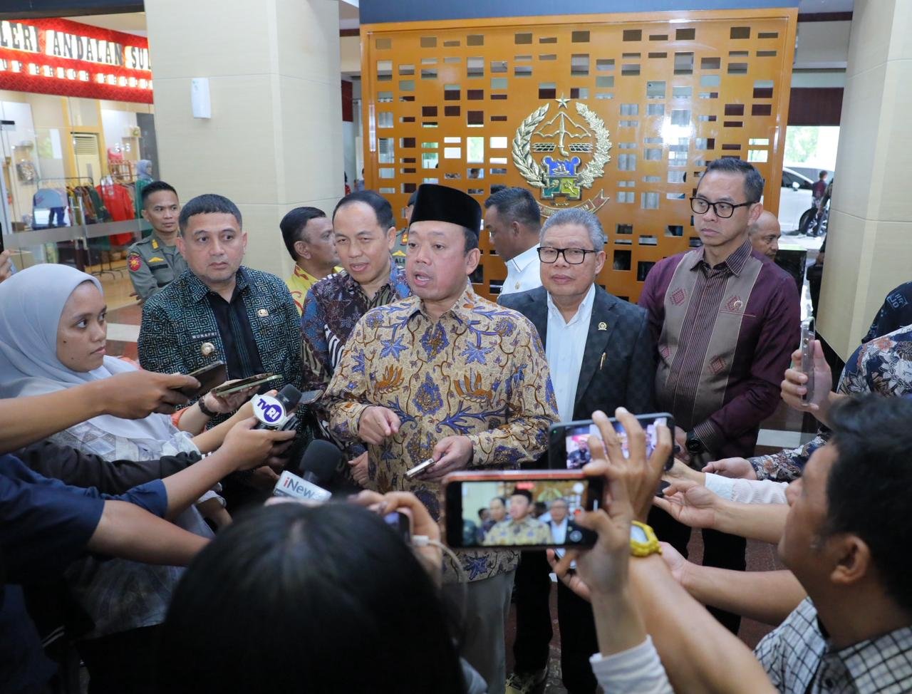 Sertipikat Terbitan Lama Jadi Pemicu Tumpang Tindih, Menteri Nusron Minta Masyarakat Lakukan Ini PROKALTIM 1 WhatsApp Image 2025 11 17 at 12.06.28 Sertipikat Terbitan Lama Jadi Pemicu Tumpang Tindih, Menteri Nusron Minta Masyarakat Lakukan Ini PROKALTIM