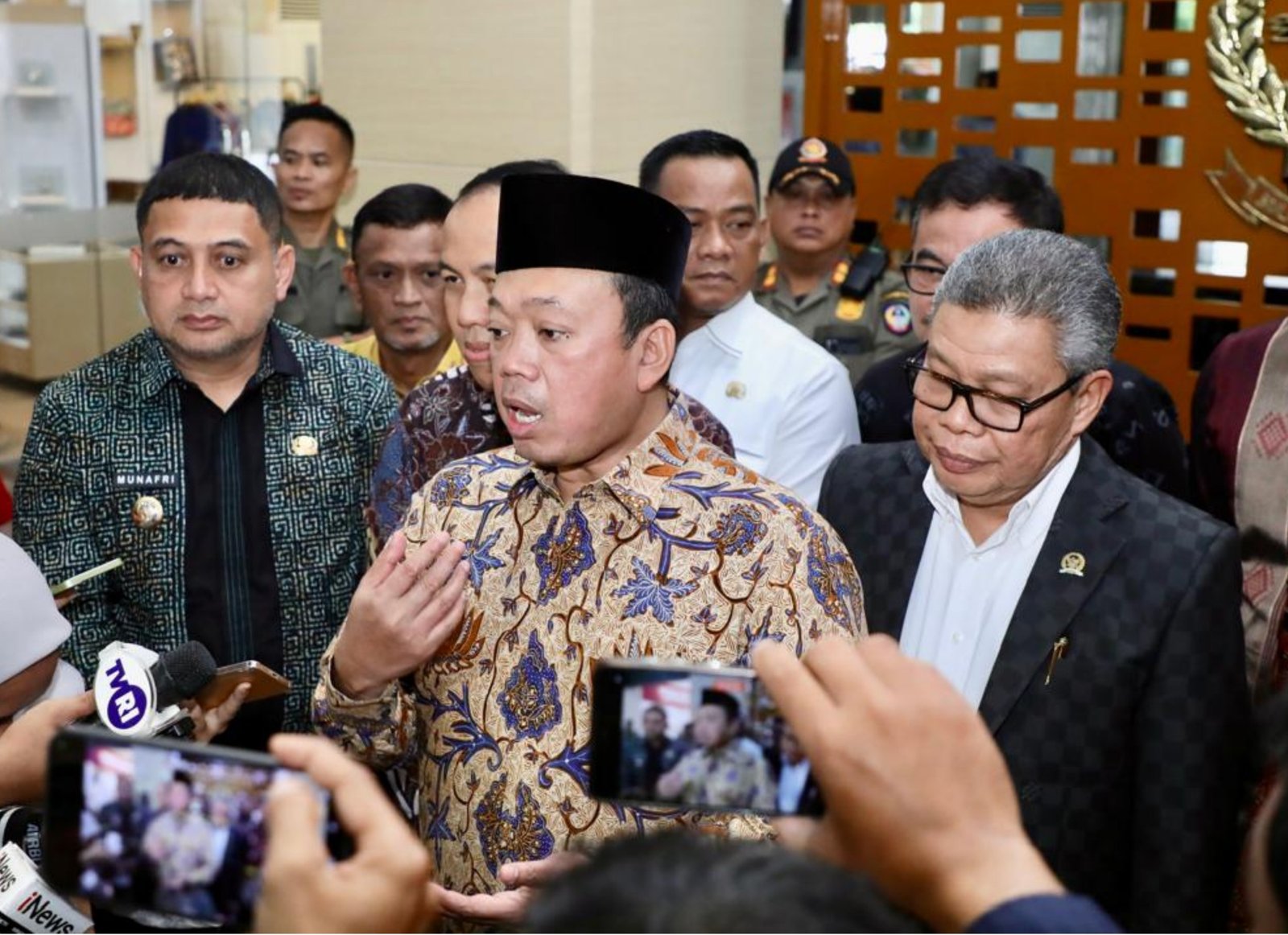 Menteri Nusron: Selama Jajaran BPN Tidak Mau Kongkalikong, Mafia Tanah Pasti Kabur PROKALTIM 1 WhatsApp Image 2025 11 17 at 12.06.32 Menteri Nusron: Selama Jajaran BPN Tidak Mau Kongkalikong, Mafia Tanah Pasti Kabur PROKALTIM