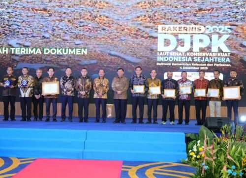 Perkuat Kedaulatan Negara, Kementerian ATR/BPN Terima 8 Penghargaan dari KKP atas Sertipikasi Pulau-pulau Kecil PROKALTIM 6 WhatsApp Image 2025 12 08 at 13.30.13 Perkuat Kedaulatan Negara, Kementerian ATR/BPN Terima 8 Penghargaan dari KKP atas Sertipikasi Pulau-pulau Kecil PROKALTIM