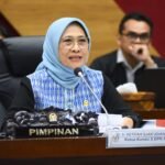 UU Guru dan Dosen Digugat, Hetifah Sjaifudian Desak Evaluasi Serius