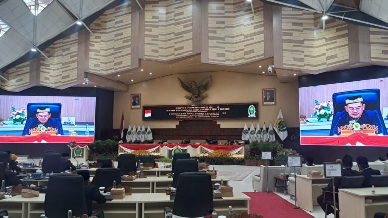 Kanwil BPN Provinsi Kaltim Hadiri Rapat Paripurna ke-50 DPRD Provinsi Kalimantan Timur