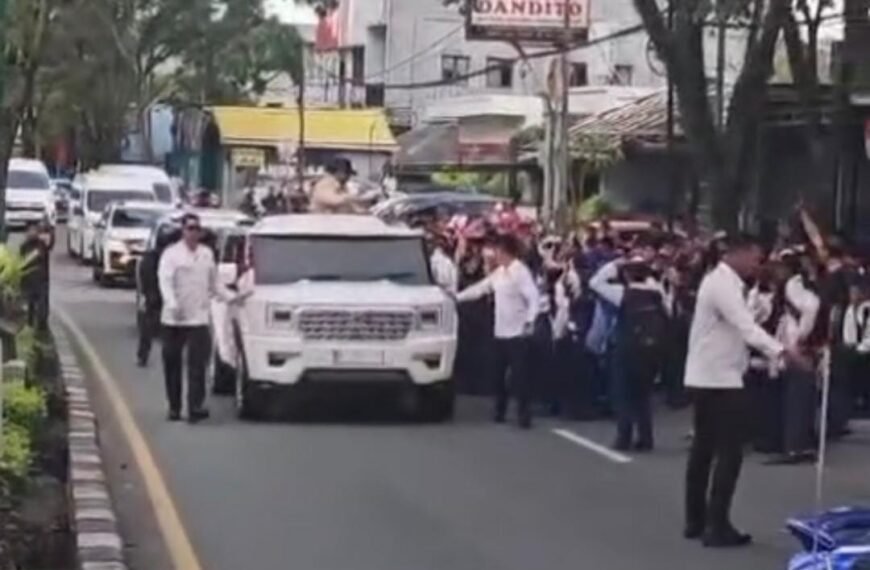Antusiasme Warga Balikpapan Pecah saat Presiden Prabowo Disapa di Ruas Kota