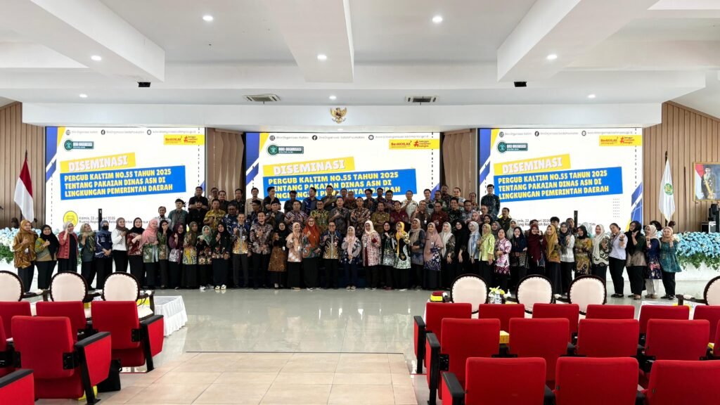 Pergub Solid, Aturan Seragam ASN Kaltim Diperketat dan Diseragamkan PROKALTIM 1 pergub aturan seragam asn kaltim Pergub Solid, Aturan Seragam ASN Kaltim Diperketat dan Diseragamkan PROKALTIM