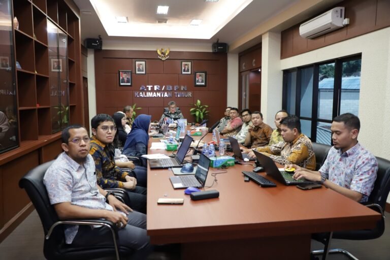 Kanwil BPN Provinsi Kaltim Hadiri Rapat Evaluasi Kinerja dan Program Tahun 2025 serta Evaluasi Rencana Aksi Triwulan I Tahun 2026 Kementerian ATR/BPN