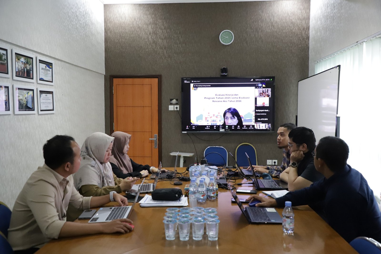 WhatsApp Image 2026 02 06 at 17.15.02 Kanwil BPN Provinsi Kaltim Ikuti Rapat Evaluasi Kinerja Tahun Anggaran 2025 dan Rencana Kerja Tahun Anggaran 2026 PROKALTIM