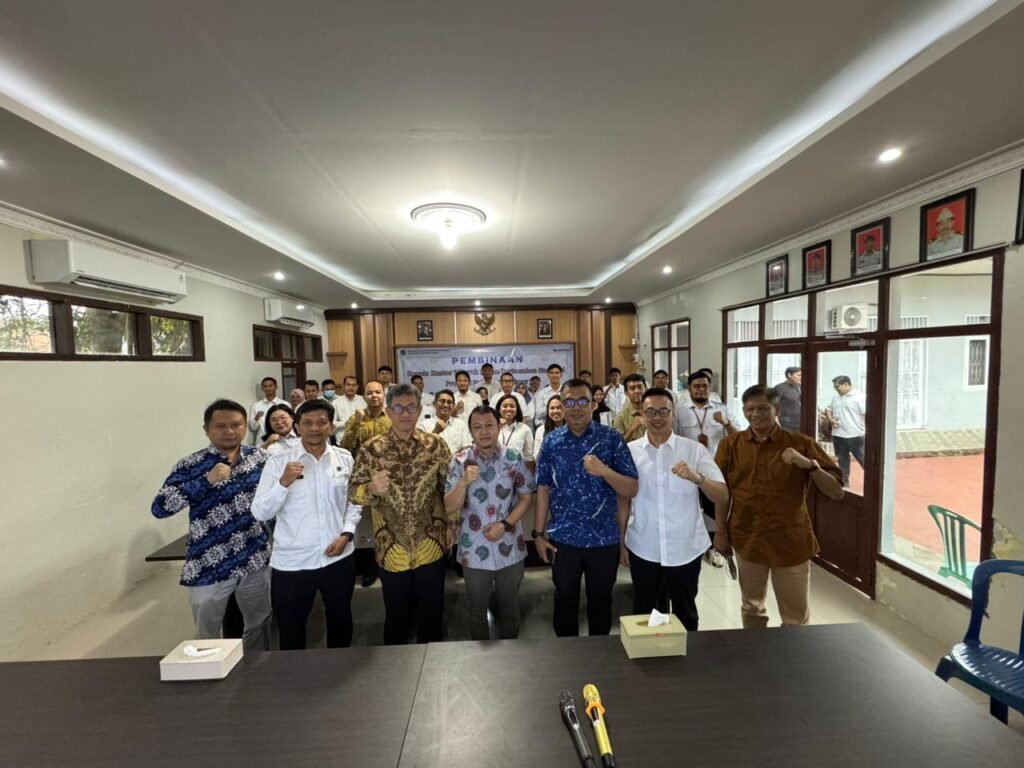 WhatsApp Image 2026 02 26 at 21.25.39 Perkuat Tata Kelola dan Layanan Digital, Kakanwil BPN Kaltim Beri Arahan Strategis di Kantah Paser PROKALTIM