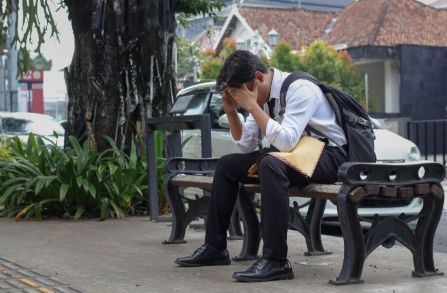 Data BPS 2025: Pengangguran 7,46 Juta, Lulusan SMK Paling Rentan
