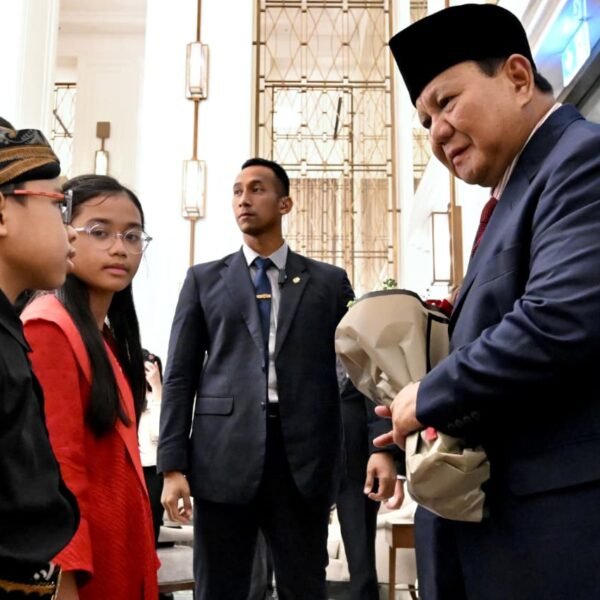 Suasana Ramadan menguatkan momen hangat antara Presiden Prabowo dan diaspora Indonesia di Amman, Yordania.