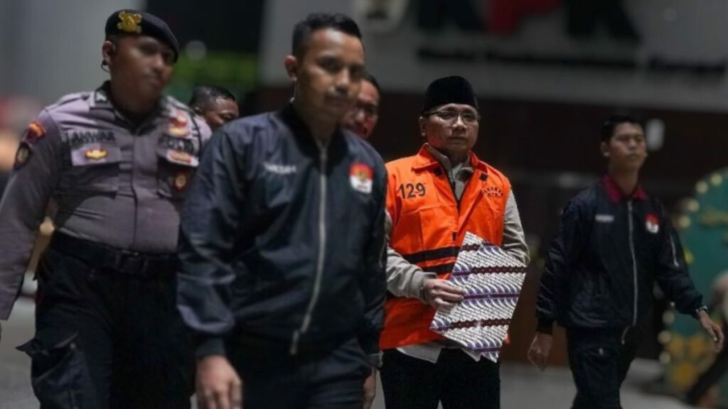 KPK TAHAN YAQUT KHOLIL QOUMAS Yaqut Cholil Qoumas Eks Menag Ditahan KPK, Dugaan Fee Kuota Khusus Terungkap PROKALTIM