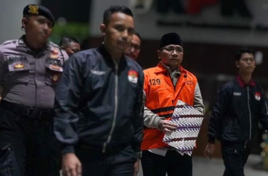 Yaqut Cholil Qoumas Eks Menag Ditahan KPK, Dugaan Fee Kuota Khusus Terungkap