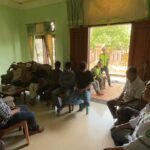 Warga Muara Jawa mendatangi kantor PT BPEP menuntut operasional tambang kembali berjalan setelah aktivitas berhenti akibat izin RKAB belum disetujui.