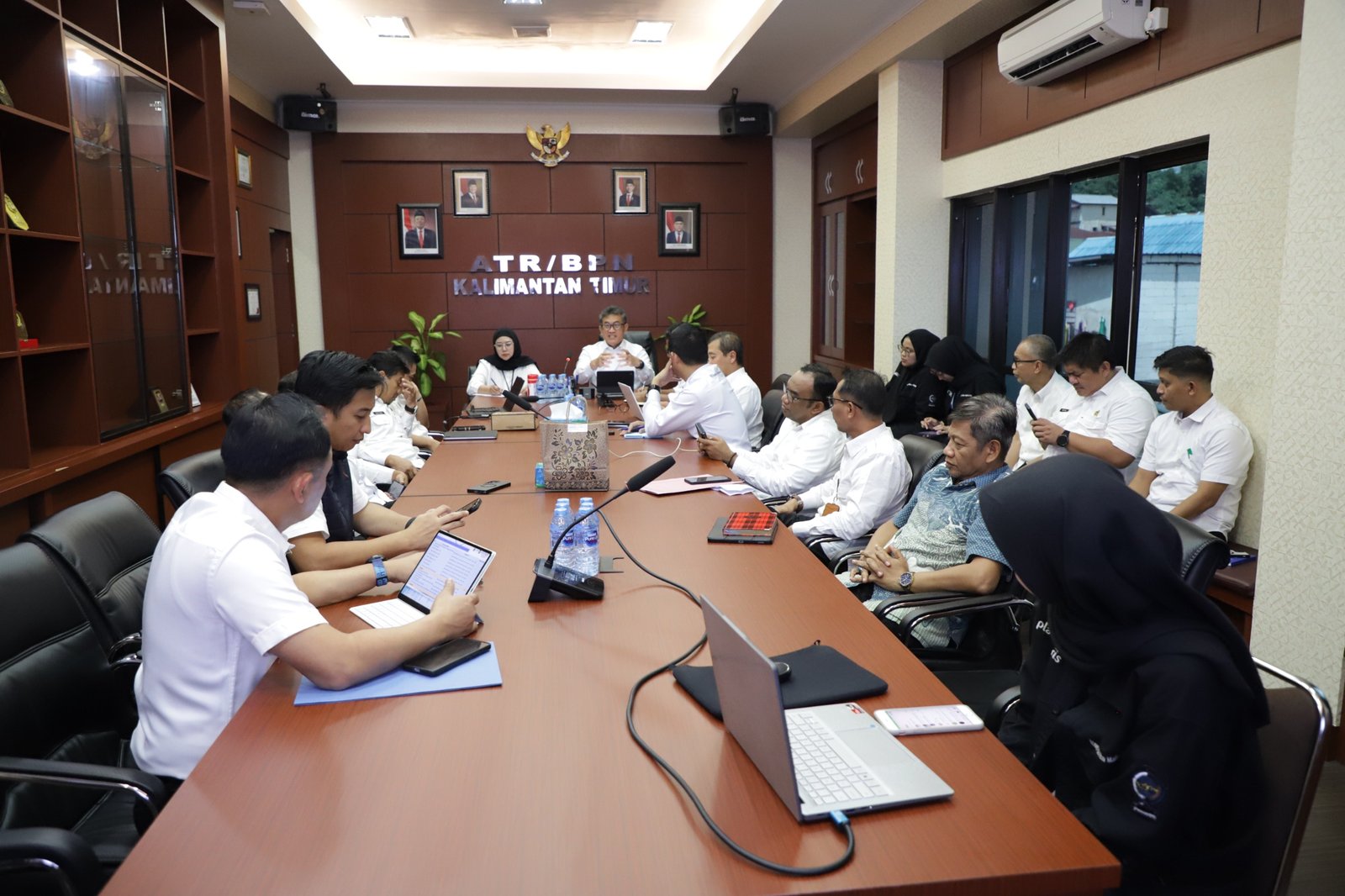 WhatsApp Image 2026 03 09 at 11.17.10 Percepat Sertipikasi Aset Daerah, Kantah Paser Hadiri Rakor Bersama Kanwil BPN Kaltim dan BPKAD PROKALTIM