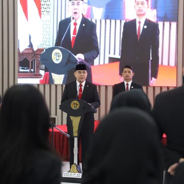 Lantik Pejabat Pengawas dan Fungsional, Wamen Ossy: Ujung&hellip;