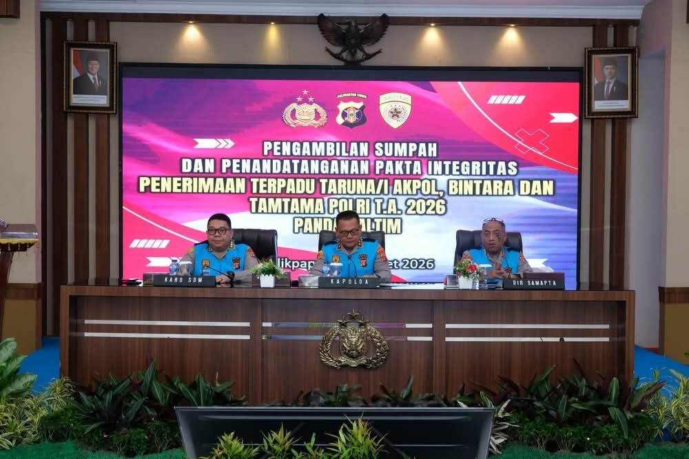 1002452842 Integritas Rekrutmen Polri 2026 Ditekankan, Kapolda Kaltim Pimpin Langsung Sumpah di Balikpapan PROKALTIM