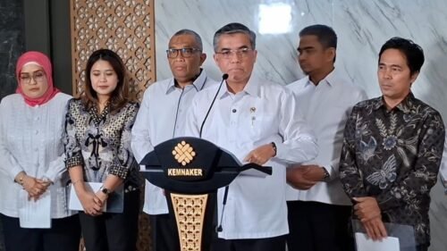 FOTO BERITA 5 WFH Jadi Sorotan, Menaker Minta Perusahaan Hemat Energi Tanpa Kurangi Hak Karyawan PROKALTIM