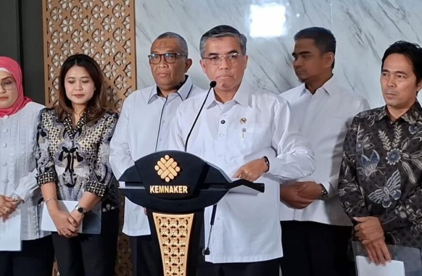 WFH Jadi Sorotan, Menaker Minta Perusahaan Hemat Energi Tanpa Kurangi Hak Karyawan