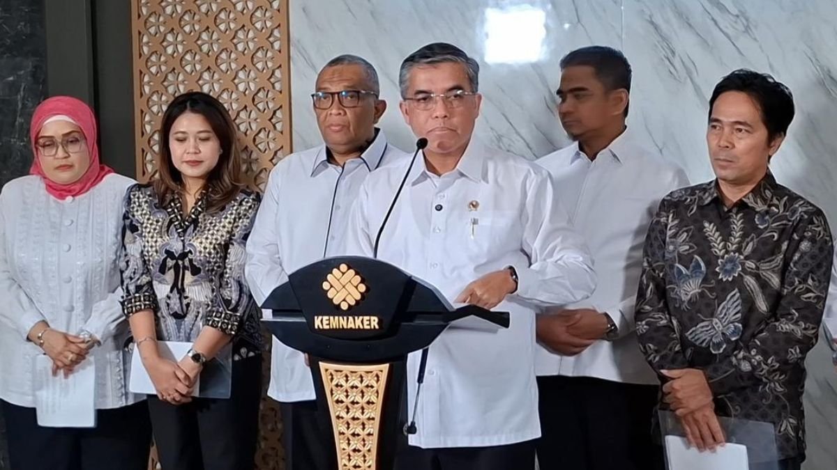 FOTO BERITA 5 WFH Jadi Sorotan, Menaker Minta Perusahaan Hemat Energi Tanpa Kurangi Hak Karyawan PROKALTIM